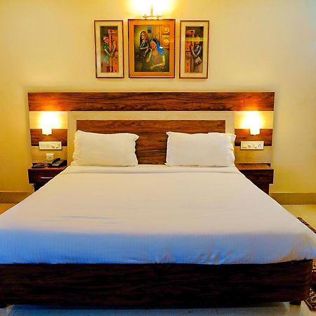 Fabhotel Kanchan Plaza Bhubaneswar Buitenkant foto