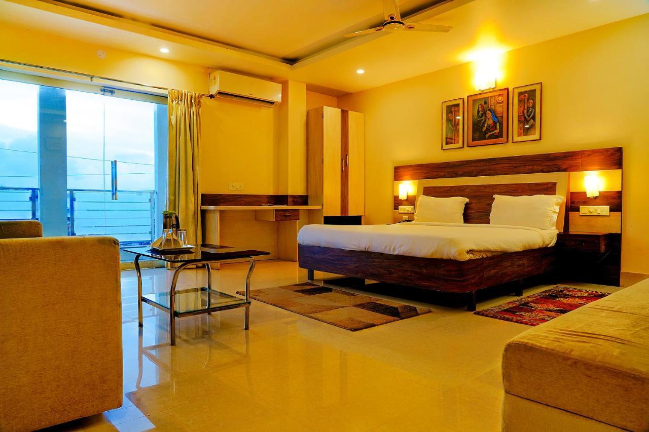Fabhotel Kanchan Plaza Bhubaneswar Buitenkant foto