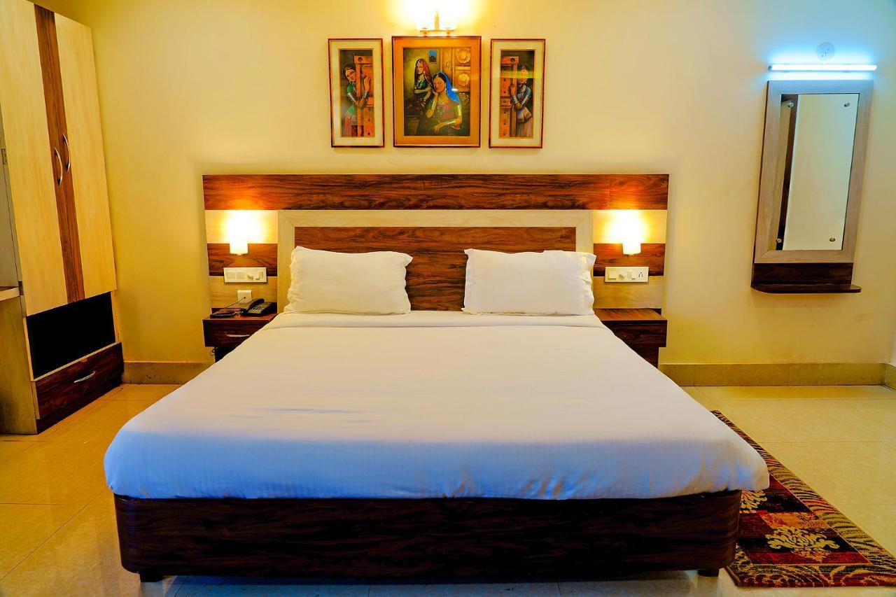 Fabhotel Kanchan Plaza Bhubaneswar Buitenkant foto